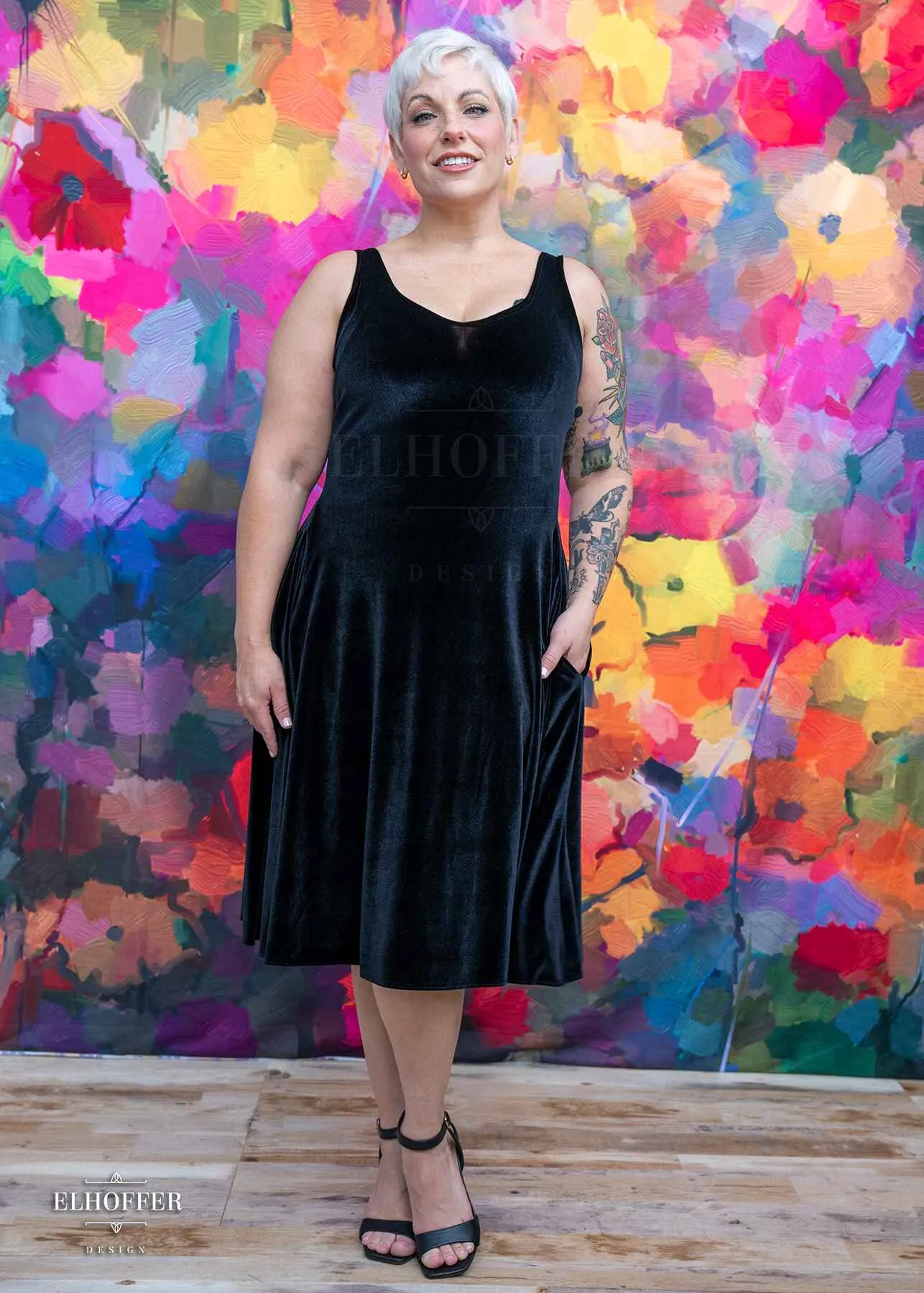 Essential Aquarius Knee Length Dress - Black Velvet