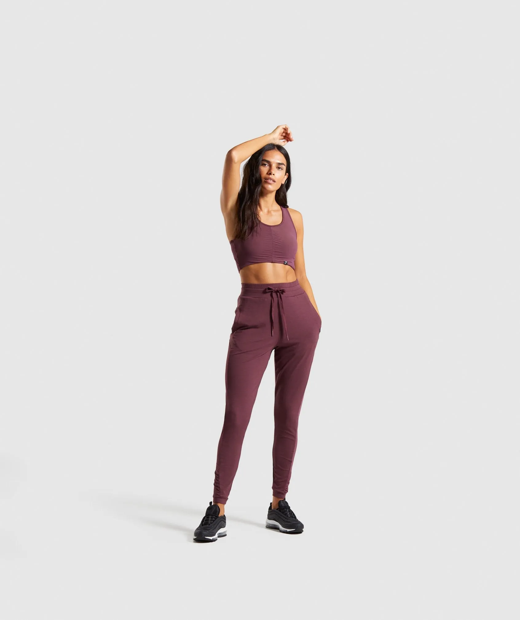 Gymshark Aura Sports Bra - Berry Red