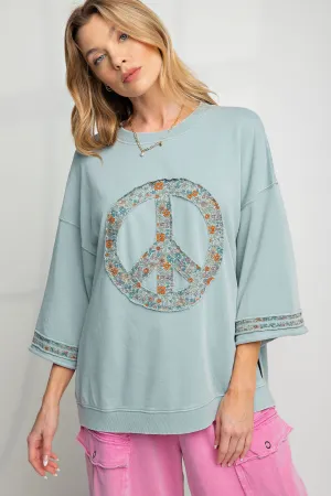 MINERAL WASHED TERRY FLORAL PEACE SIGN PULLOVER