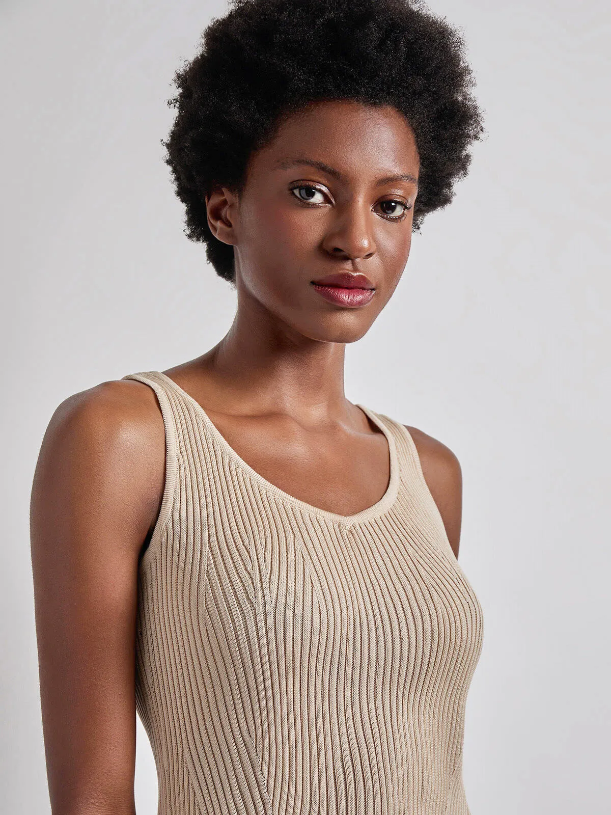 Shaped Ribbed Knit V-Neck Tank, Biscotti